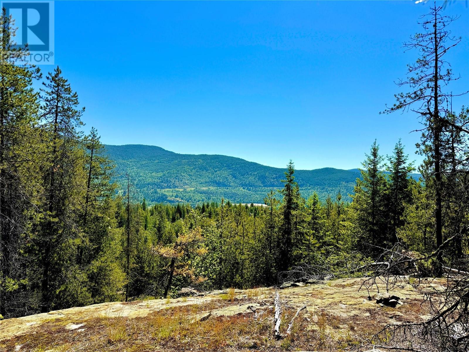  2700 14TH Avenue, Castlegar