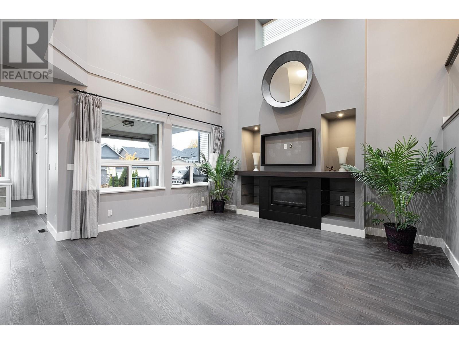 1432 ARGYLE STREET, Coquitlam