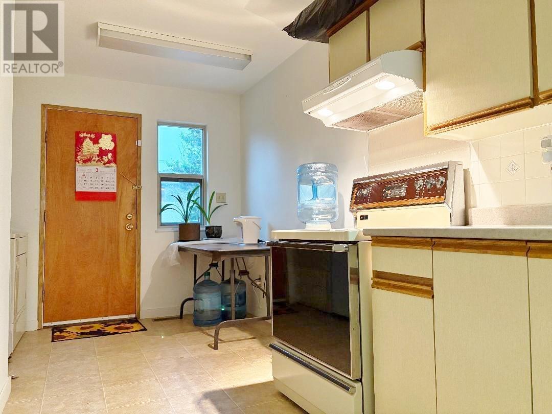 Photo 12 of 2038 Napier Street, Vancouver BC