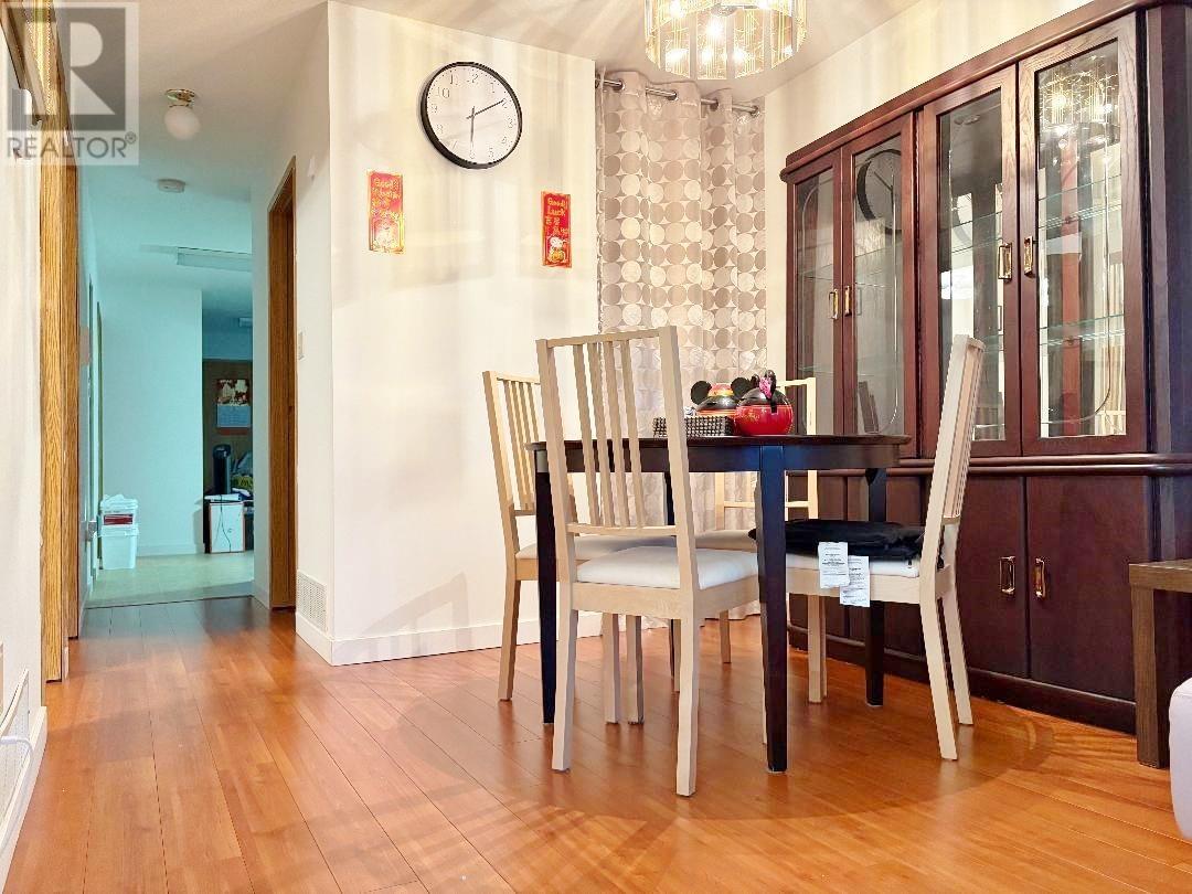 Photo 9 of 2038 Napier Street, Vancouver BC
