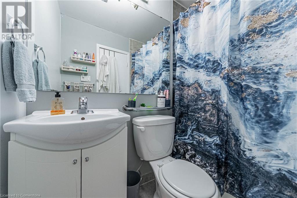 Photo 16 of 648 654 Francis Road, Burlington ON