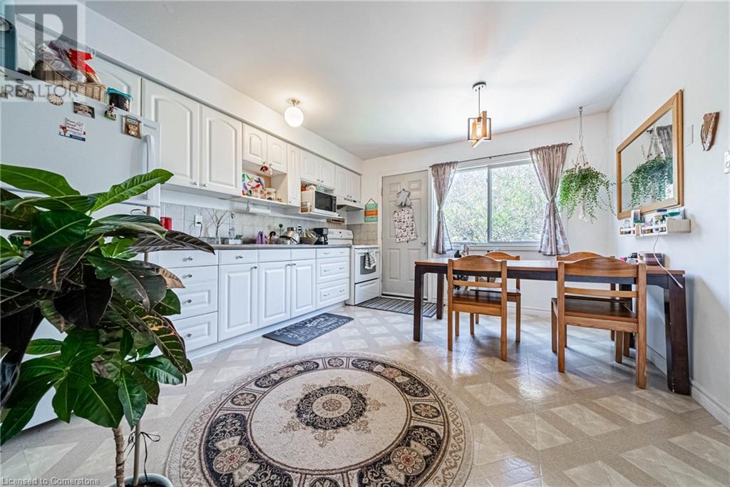 Photo 19 of 648 654 Francis Road, Burlington ON