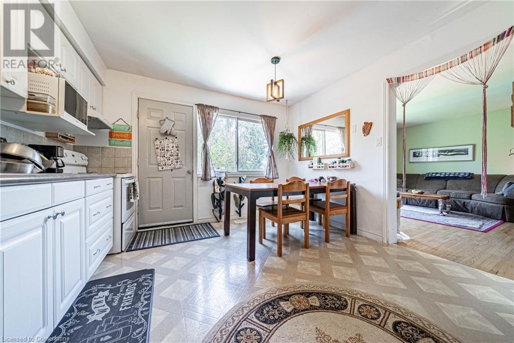 Photo 20 of 648 654 Francis Road, Burlington ON