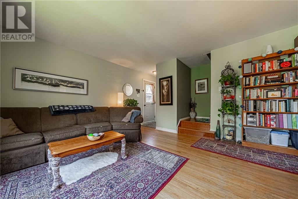 Photo 24 of 648 654 Francis Road, Burlington ON