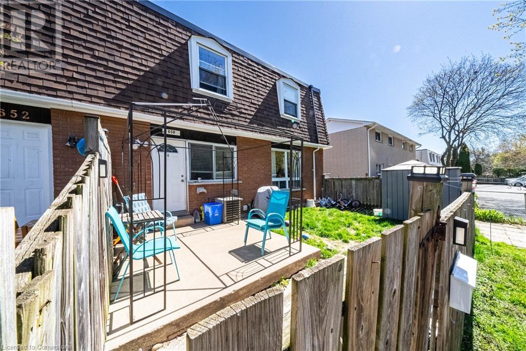 Photo 5 of 648 654 Francis Road, Burlington ON
