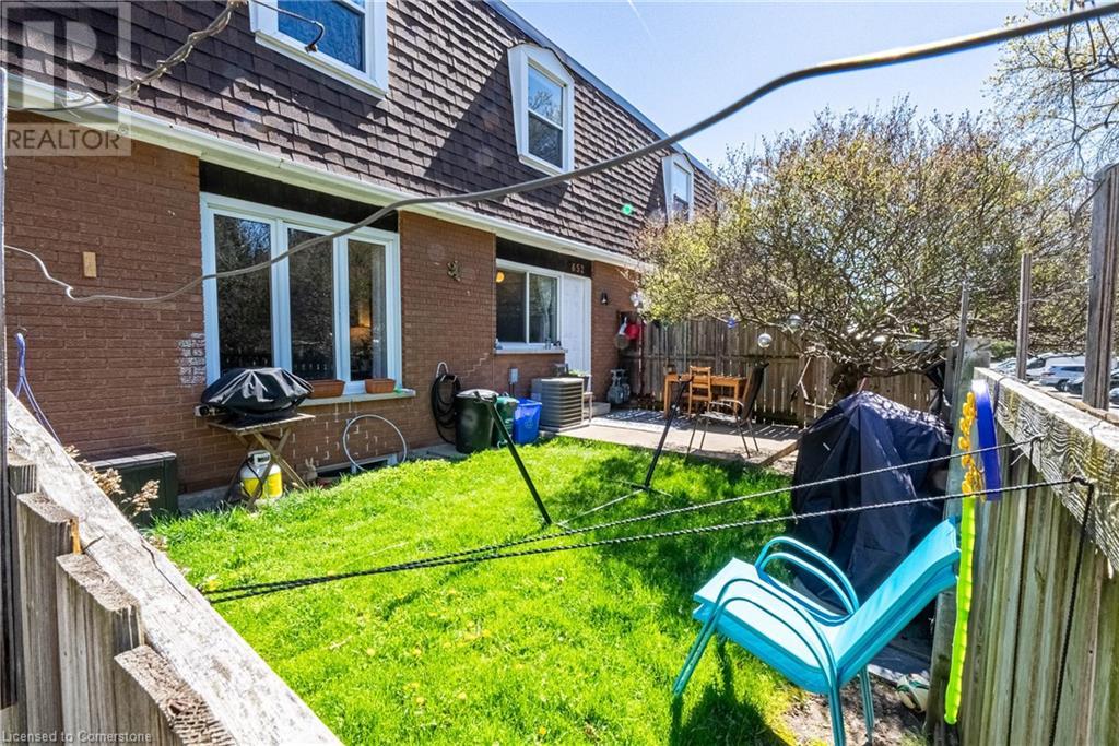 Photo 6 of 648 654 Francis Road, Burlington ON