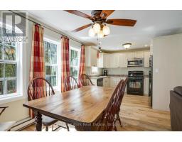 111-2 - 1052 Rat Bay Road, Lake Of Bays, ON P0A1H0 Photo 10