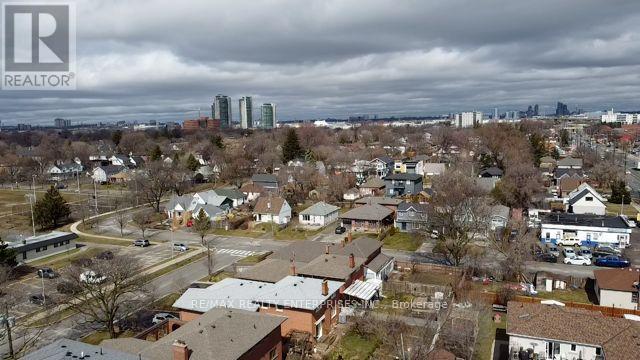 Photo 35 of 448 Browns Line, Toronto ON