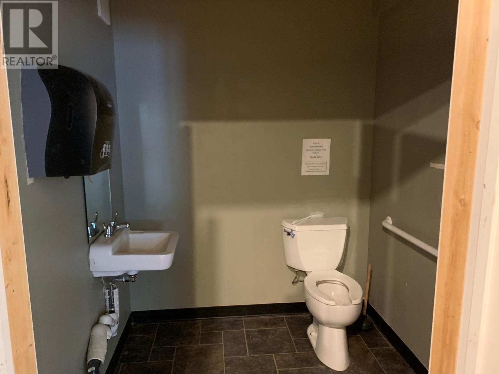  1610 CRANBROOK Street, Cranbrook