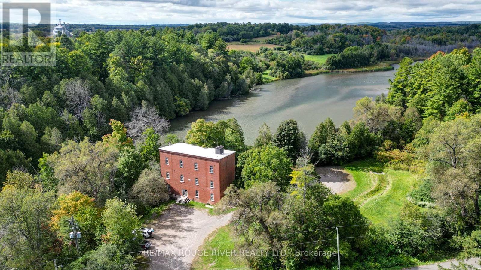 Photo 3 of 4476 County Road 10 Road, Port Hope ON