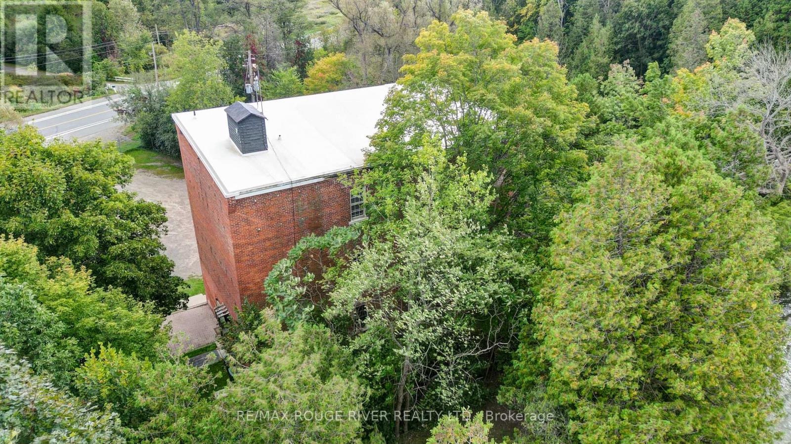 Photo 6 of 4476 County Road 10 Road, Port Hope ON