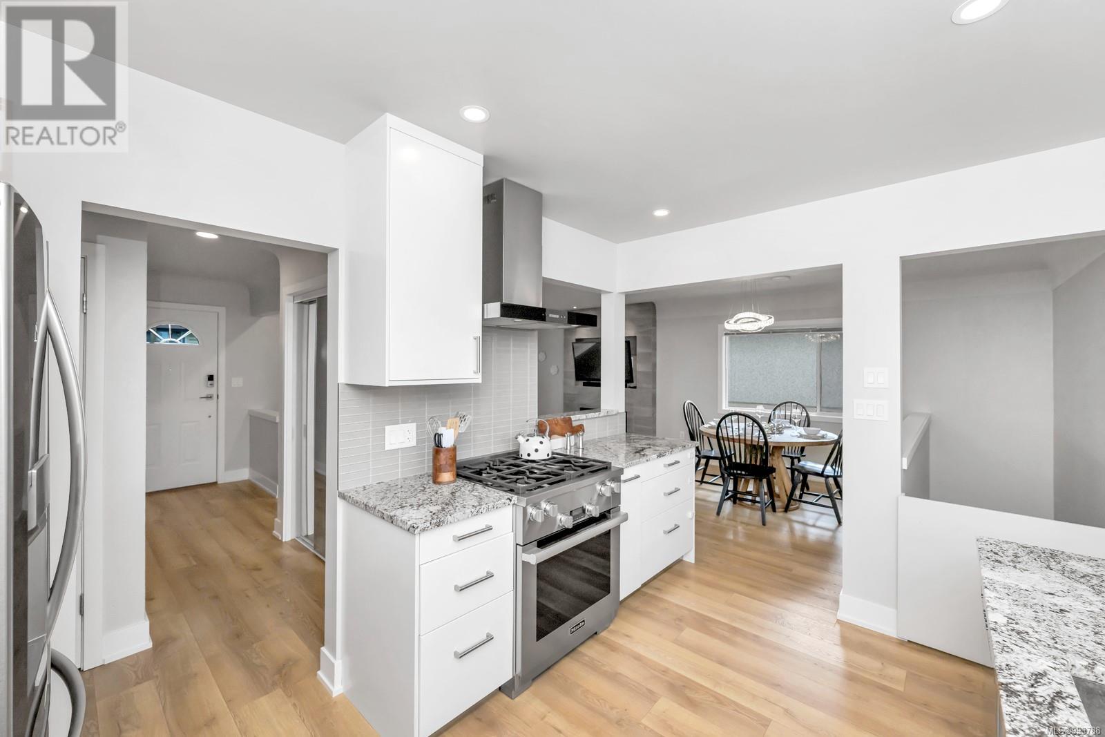 1045 Nicholson Street, Saanich