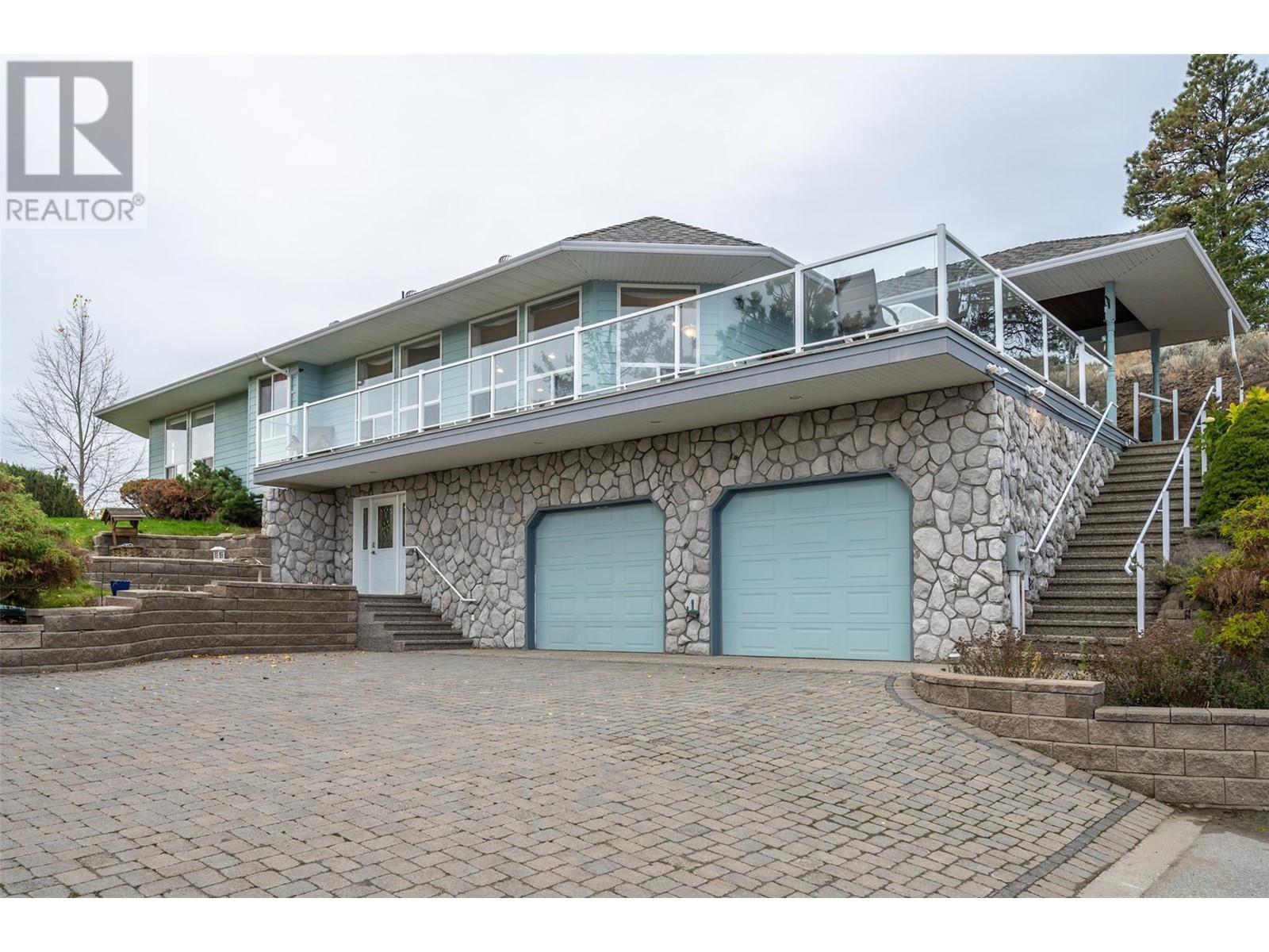19409 McDougald Road, Summerland