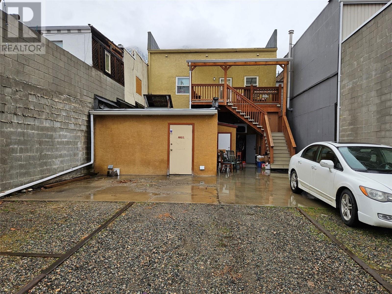 618 7th Avenue, Keremeos