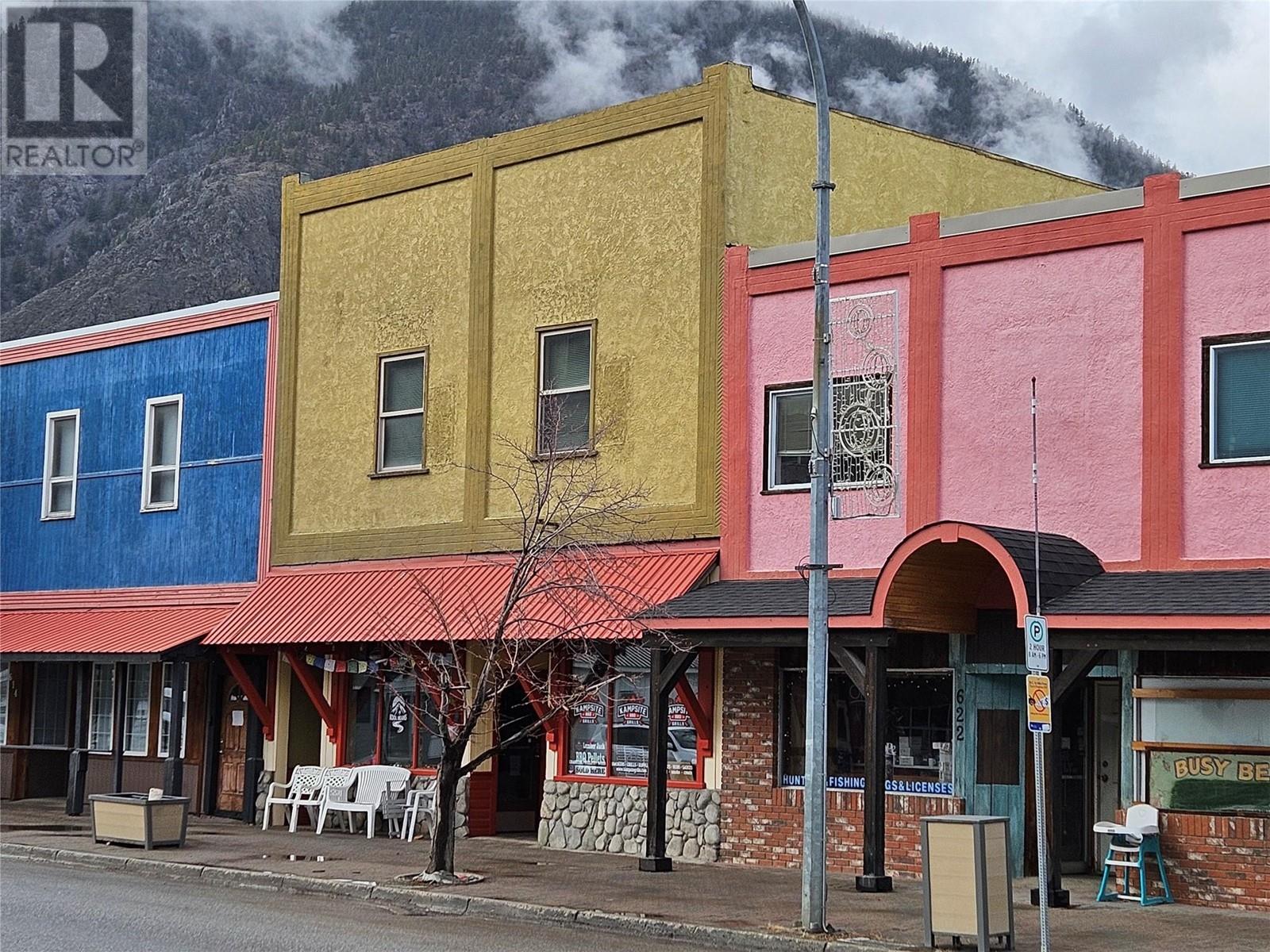 618 7th Avenue, Keremeos