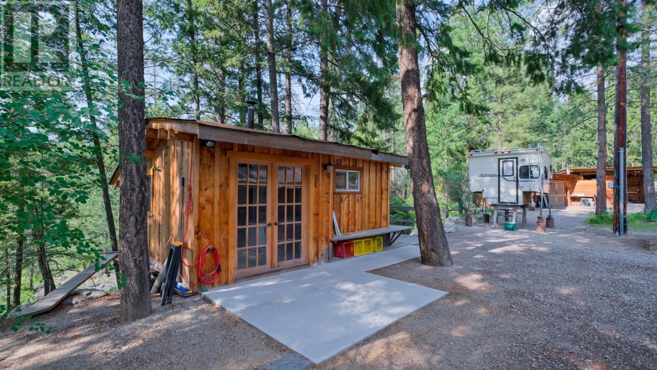 7015 GLENFIR Road, Naramata