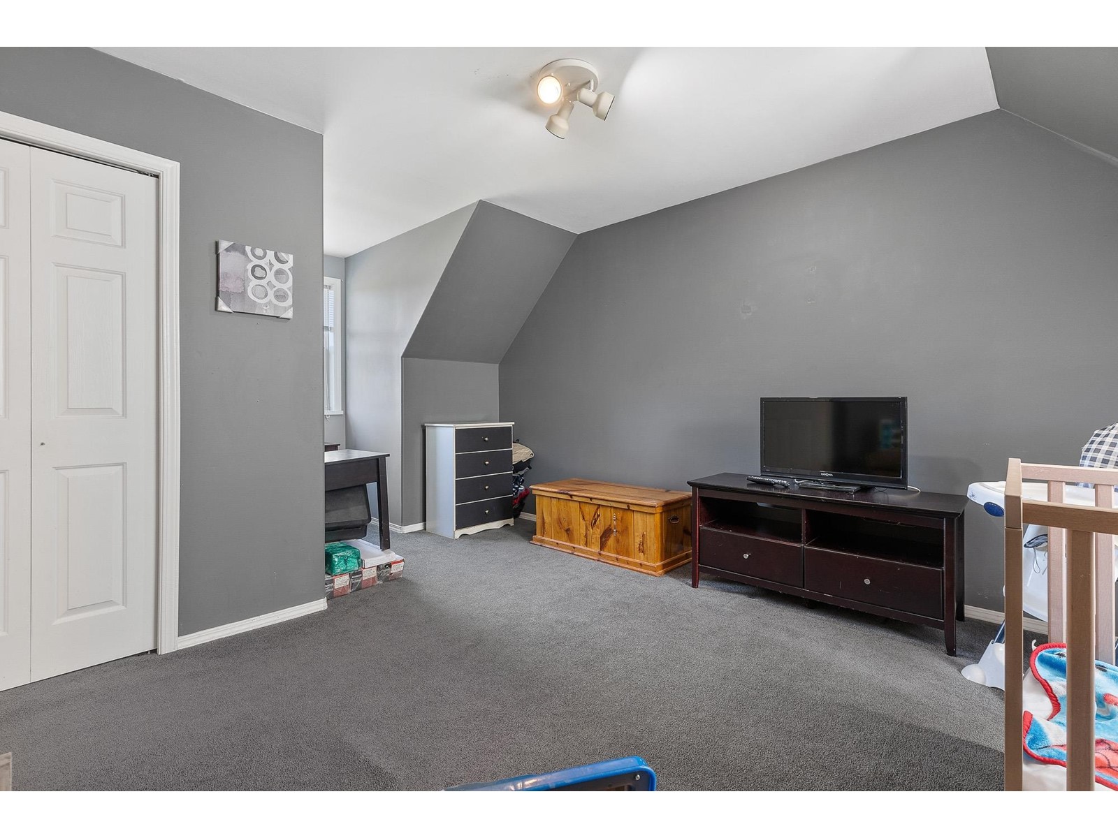 Photo 28 of 6576 Riverside Street, Abbotsford BC