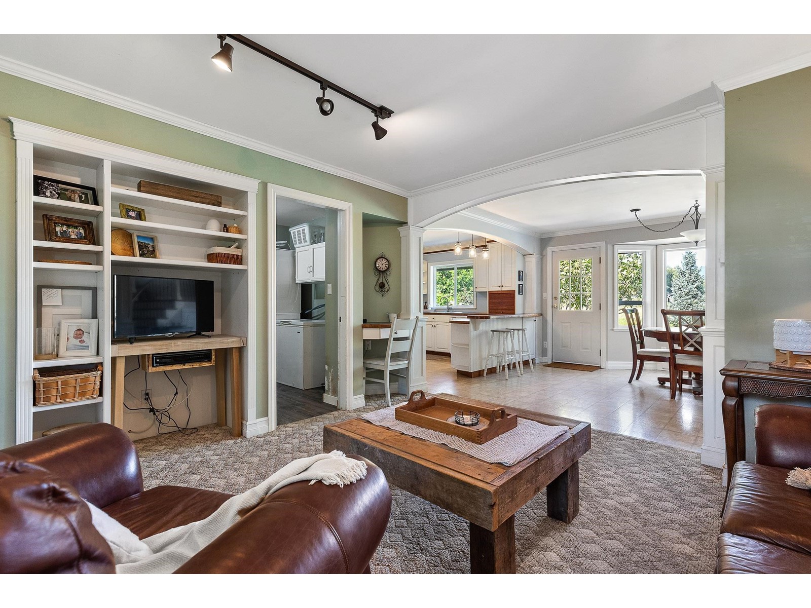 Photo 12 of 6576 Riverside Street, Abbotsford BC
