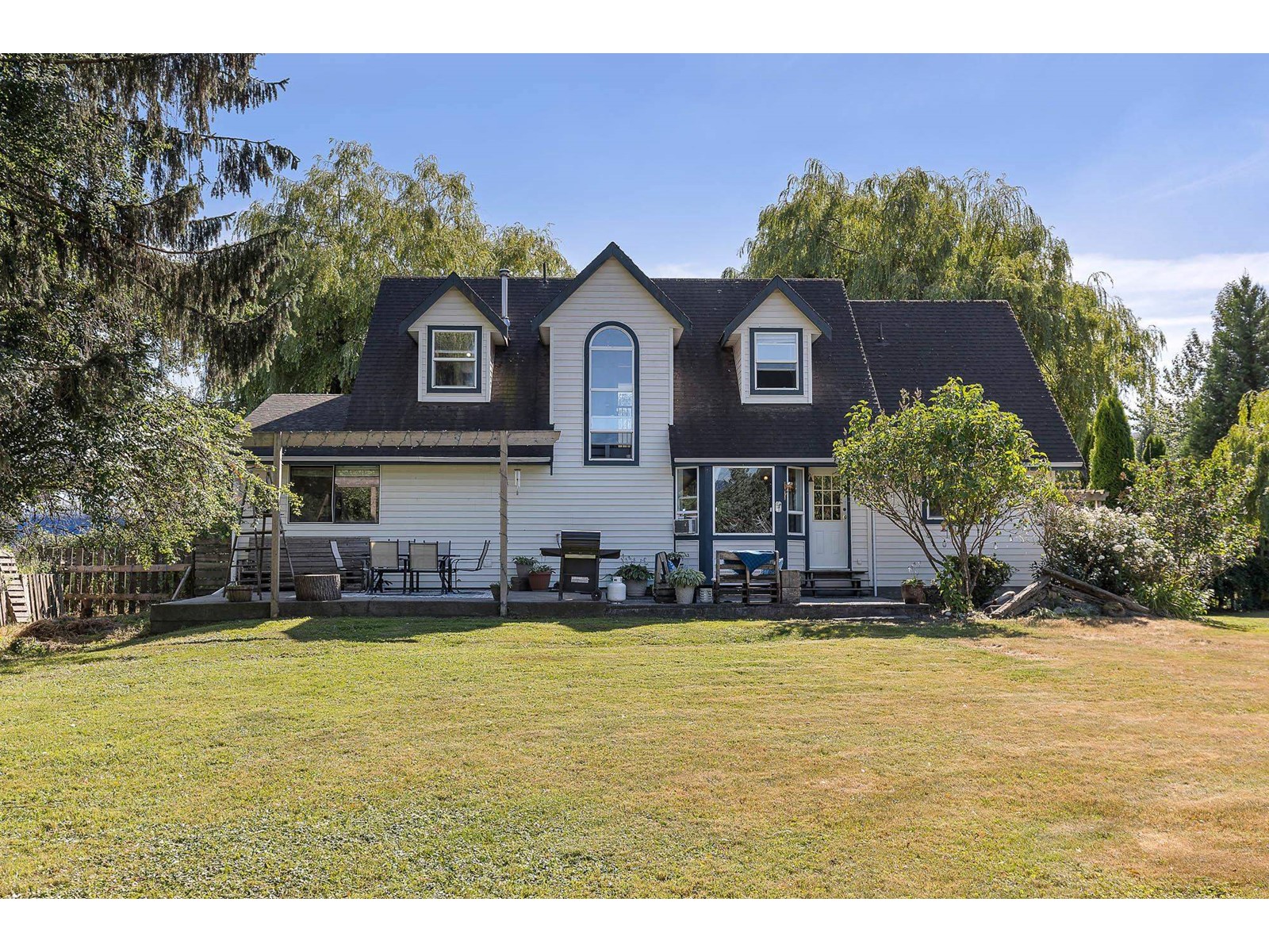 Photo 34 of 6576 Riverside Street, Abbotsford BC