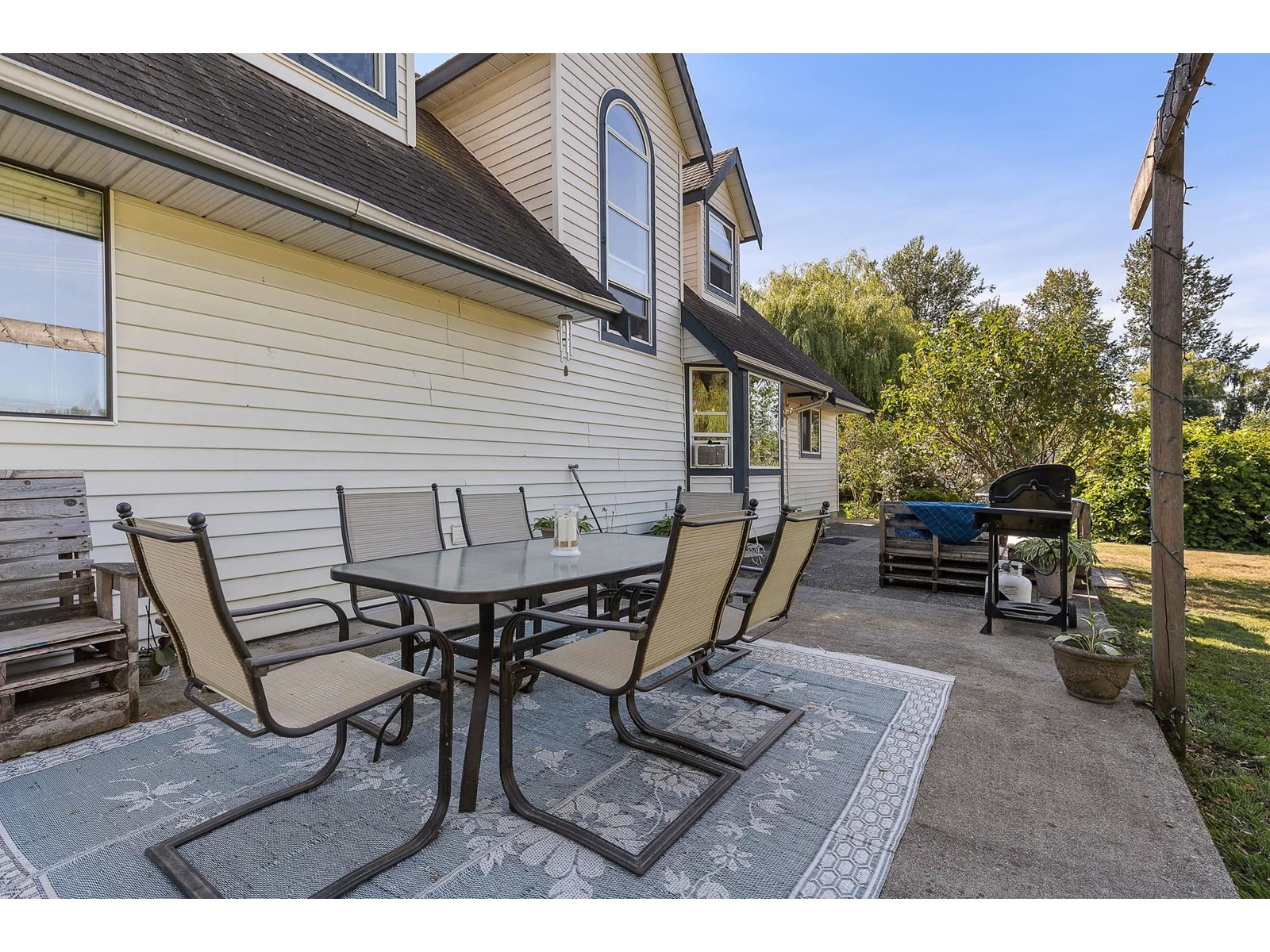 Photo 33 of 6576 Riverside Street, Abbotsford BC