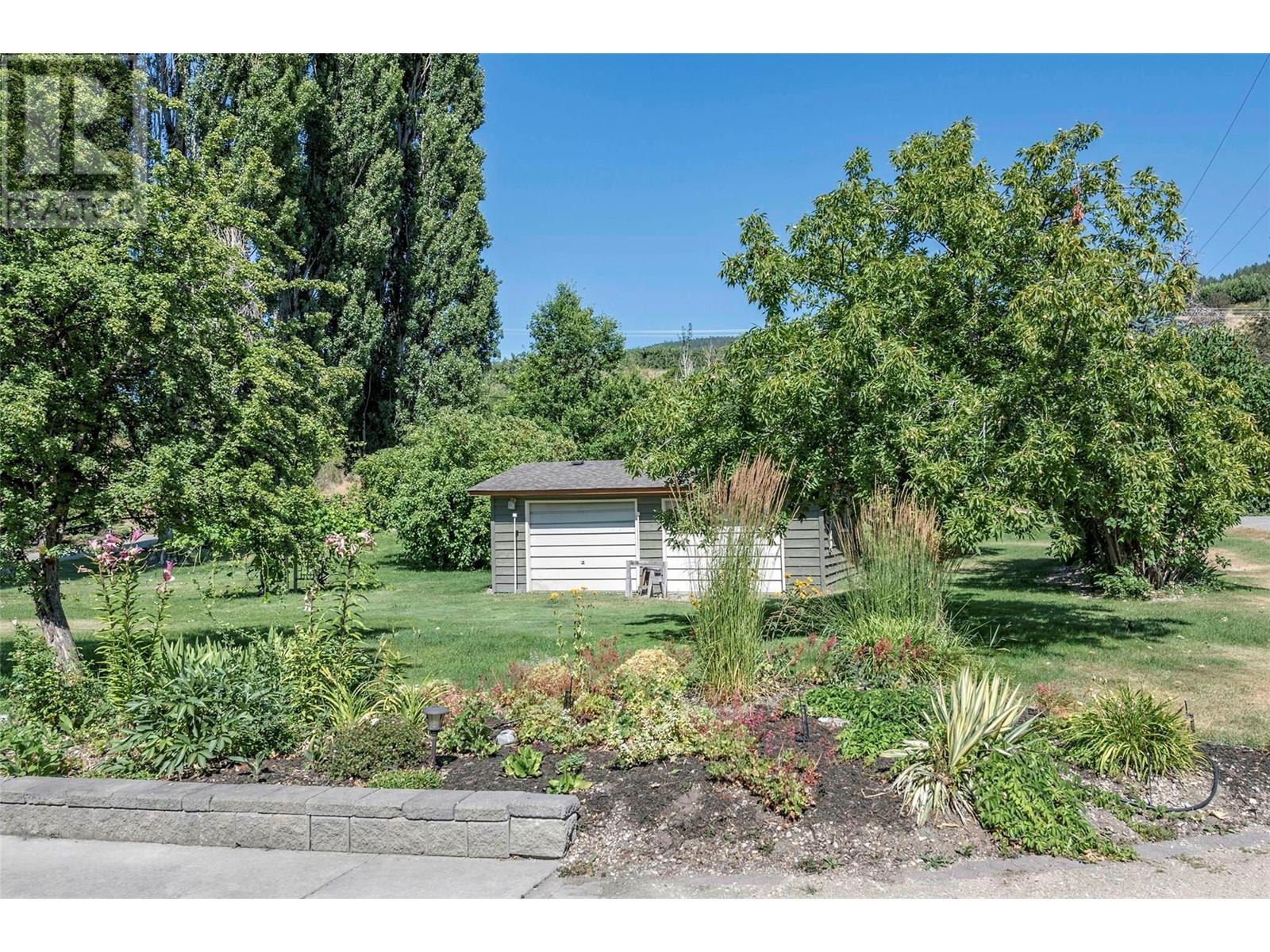 15714 Whiskey Cove Road, Lake Country