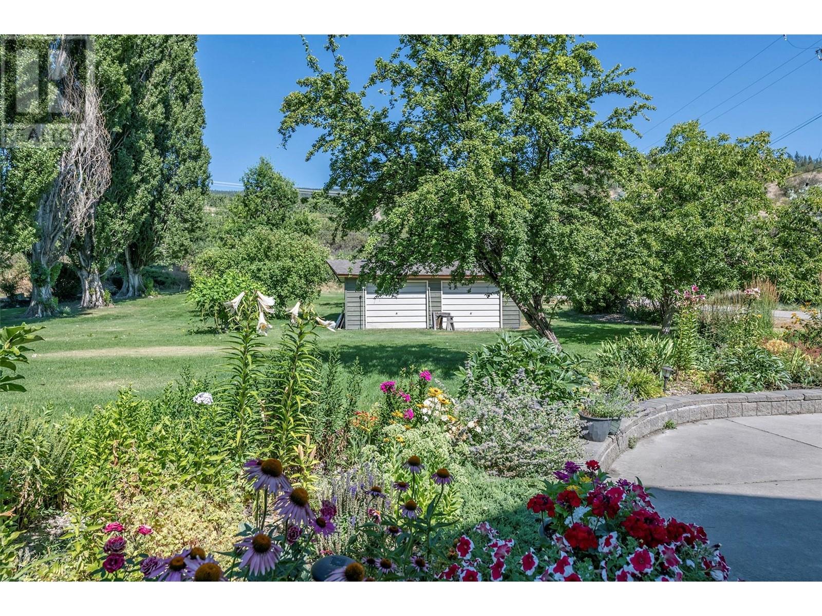 15714 Whiskey Cove Road, Lake Country