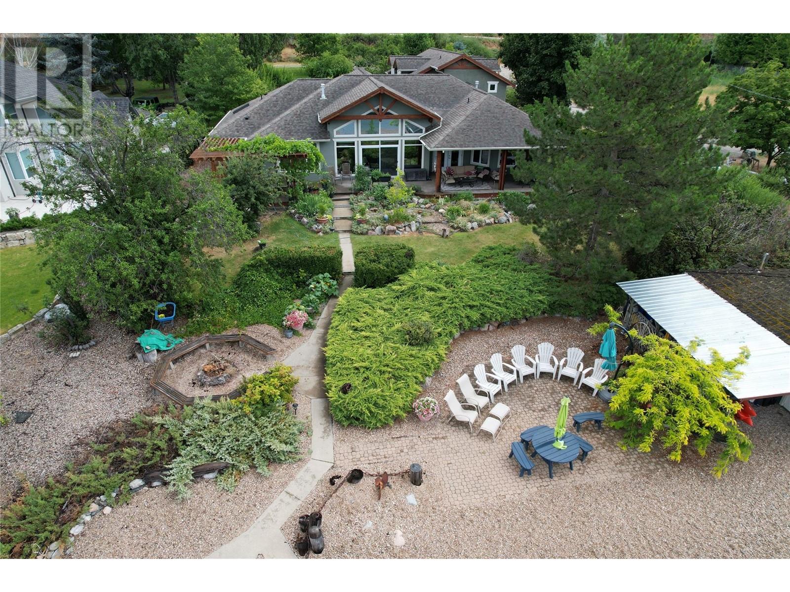 15714 Whiskey Cove Road, Lake Country