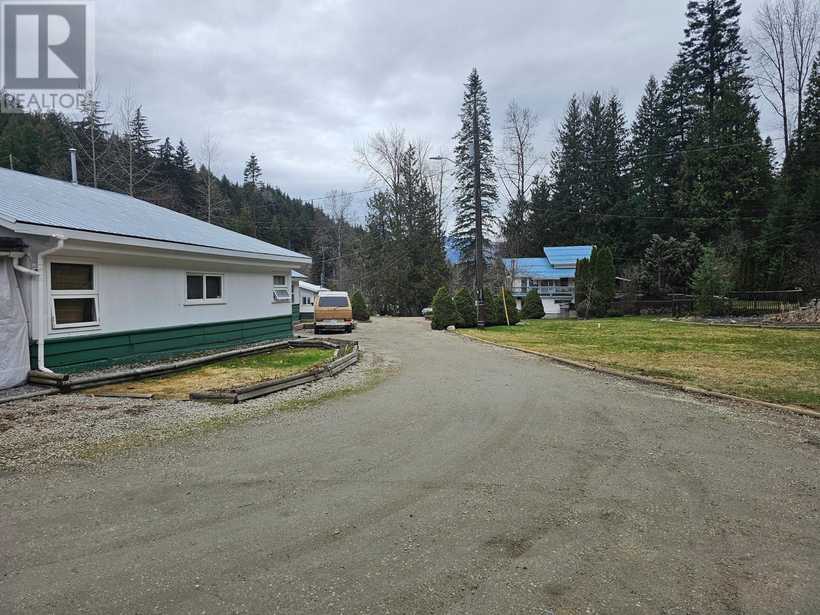 Photo 21 of 3433 6 Highway, Nelson BC