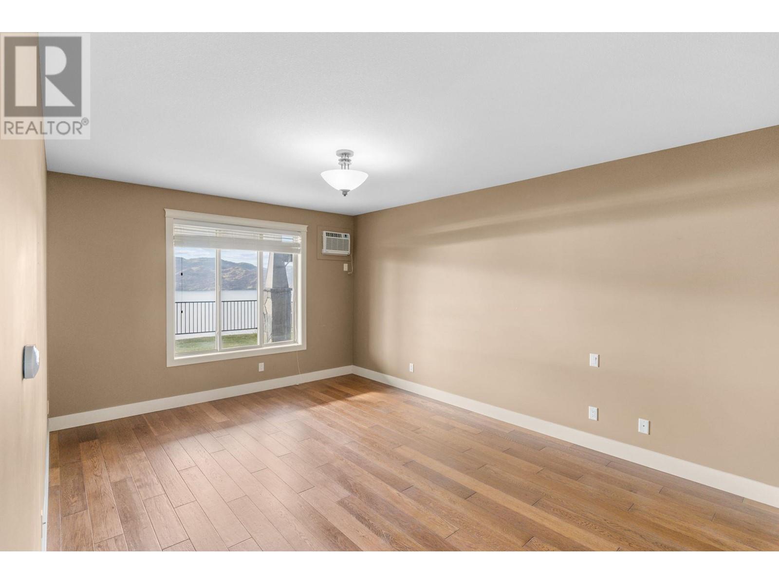 108 4350 Ponderosa Drive, Peachland
