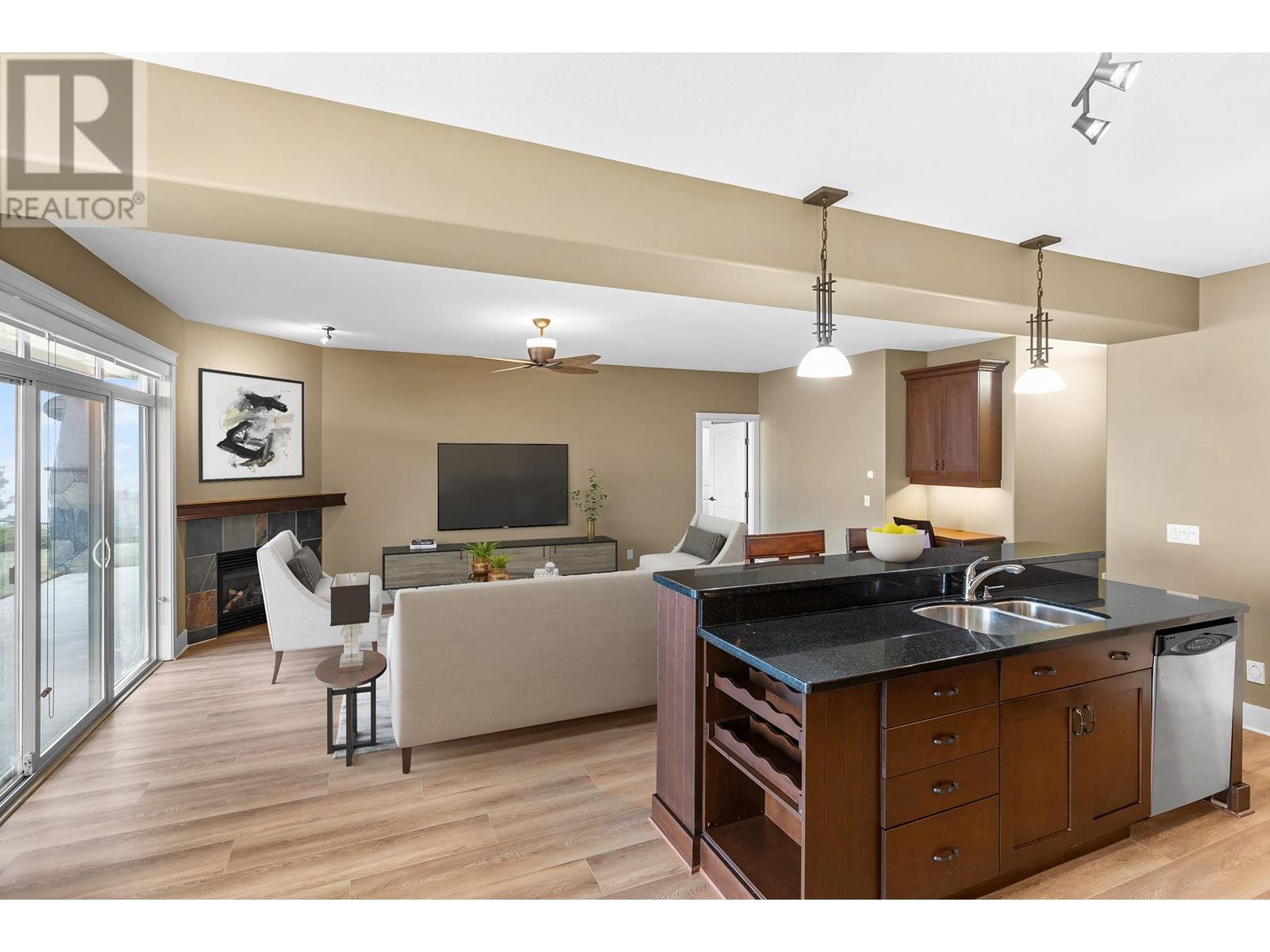 108 4350 Ponderosa Drive, Peachland