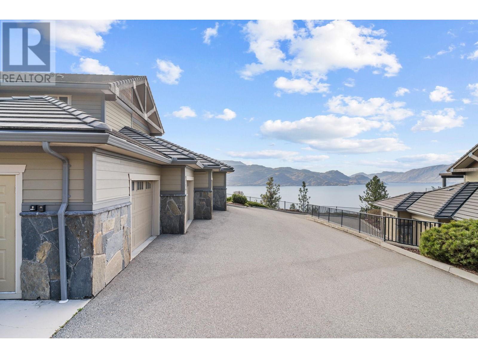 108 4350 Ponderosa Drive, Peachland