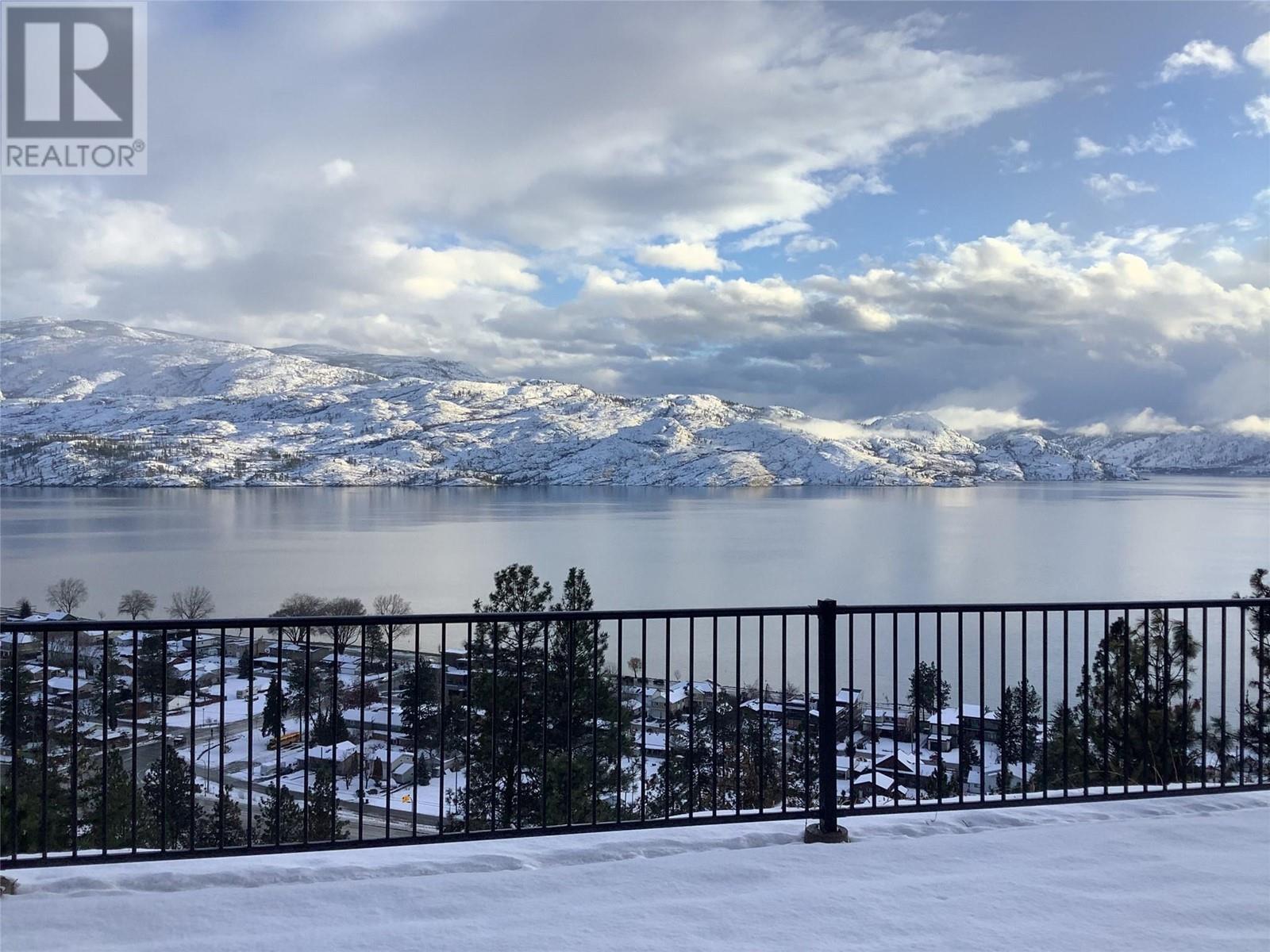 108 4350 Ponderosa Drive, Peachland