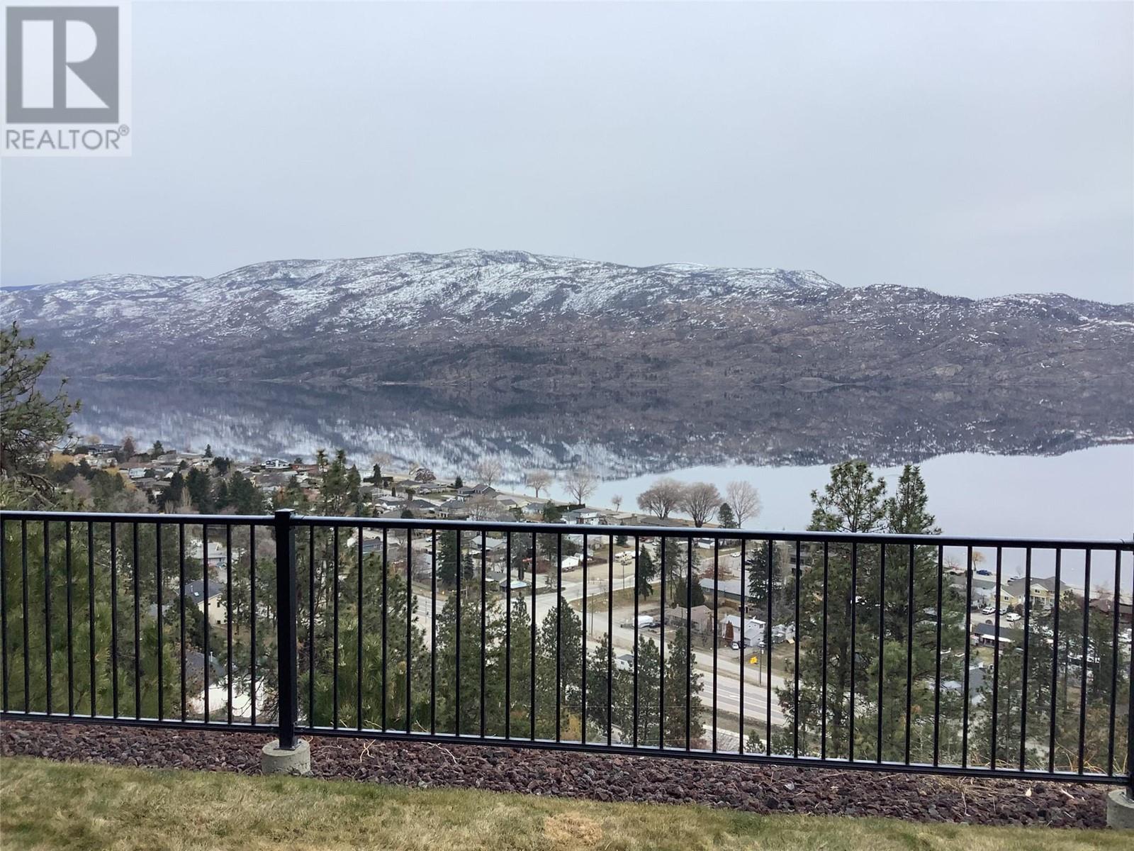108 4350 Ponderosa Drive, Peachland