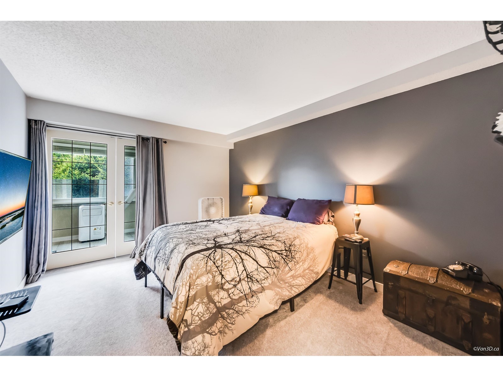 207 1381 MARTIN STREET, White Rock real estate listing R2982949