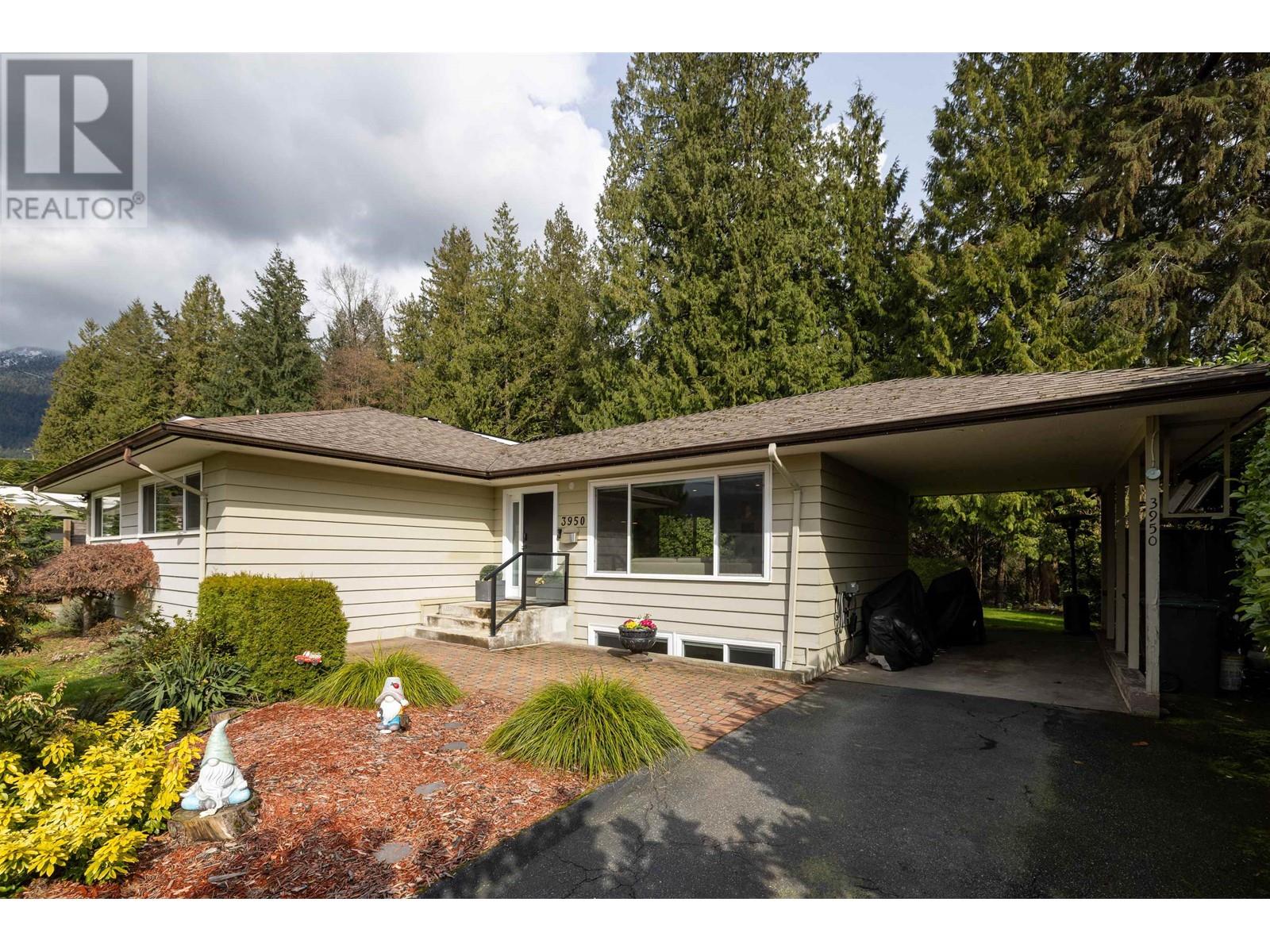 3950 TRENTON PLACE, North Vancouver