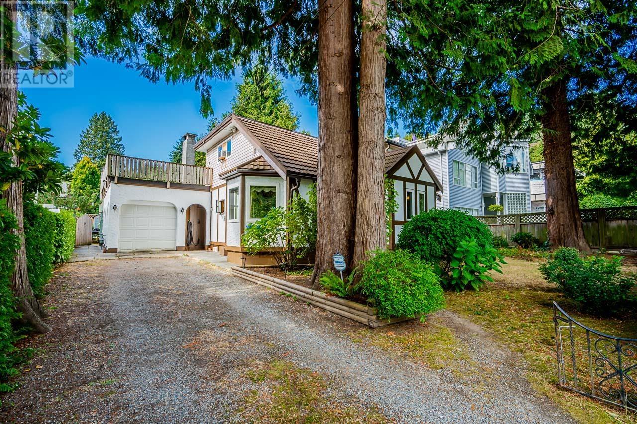 6436 BRUCE STREET, West Vancouver