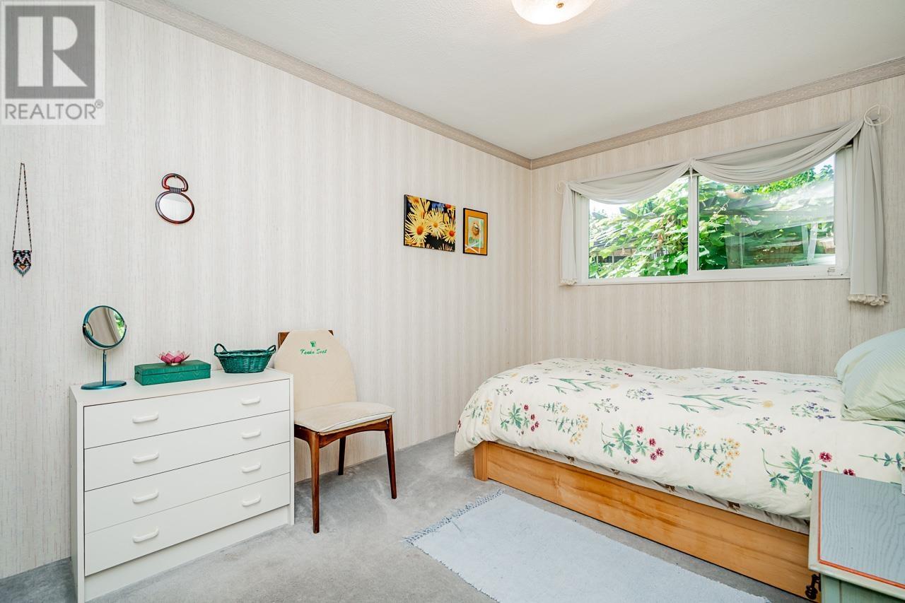 6436 BRUCE STREET, West Vancouver