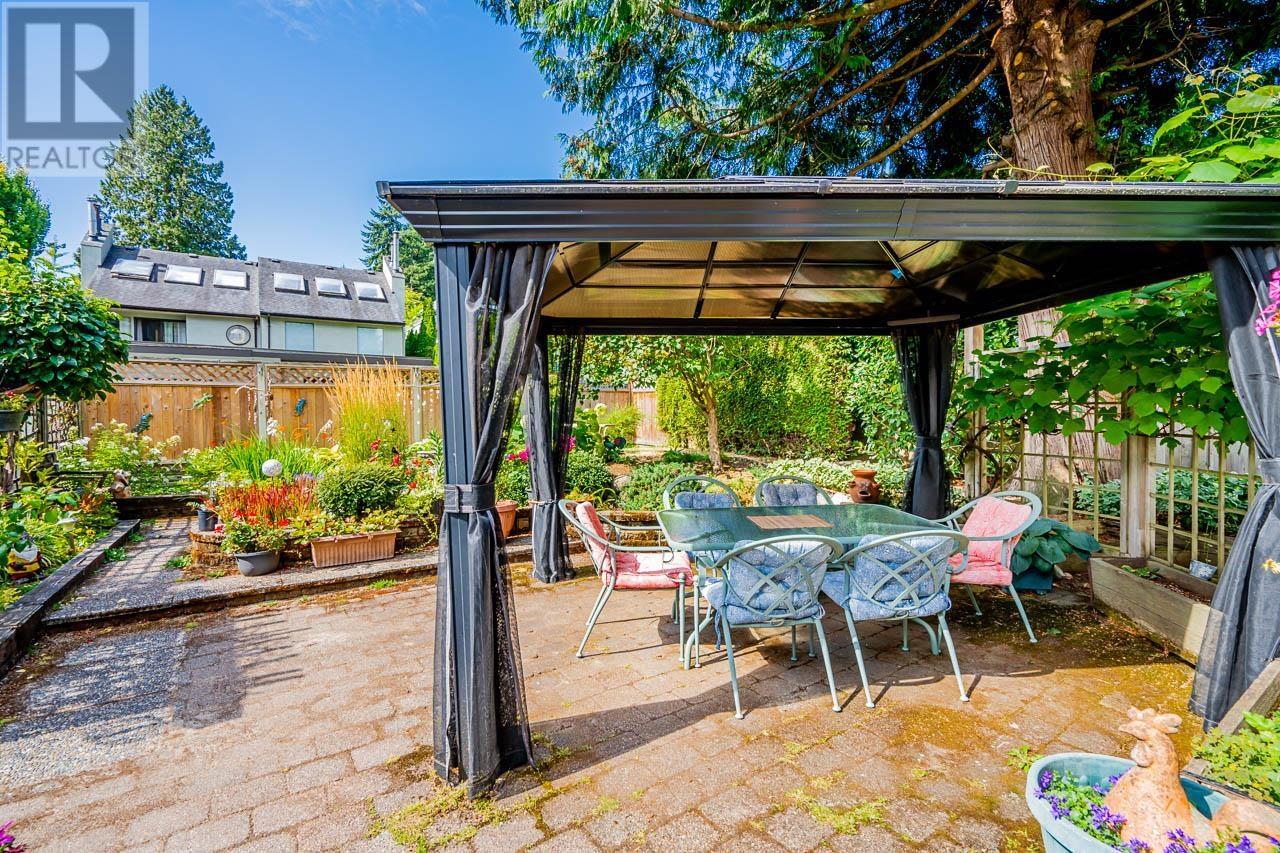 6436 BRUCE STREET, West Vancouver