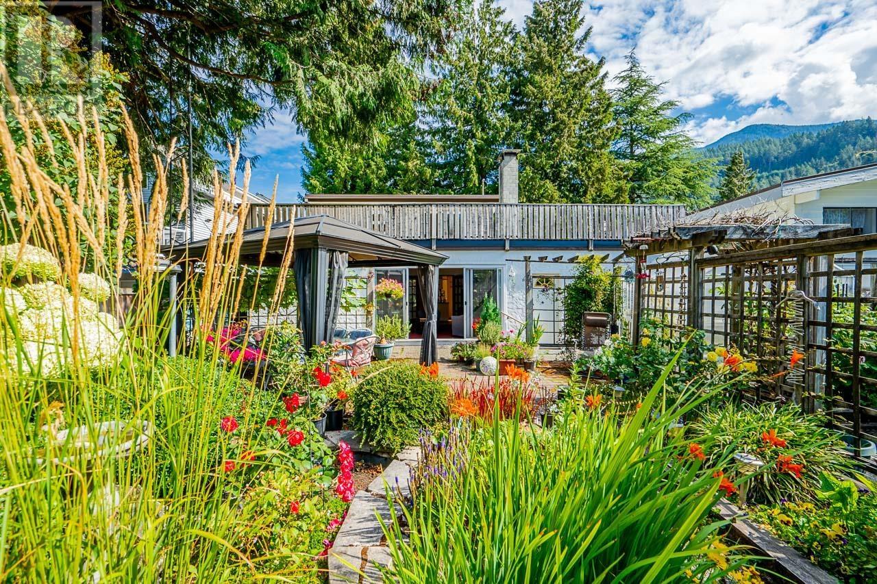6436 BRUCE STREET, West Vancouver