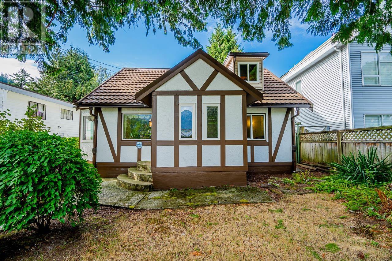 6436 BRUCE STREET, West Vancouver