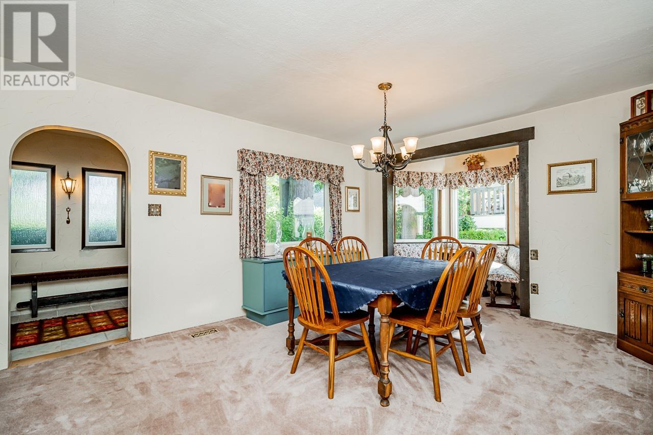 6436 BRUCE STREET, West Vancouver