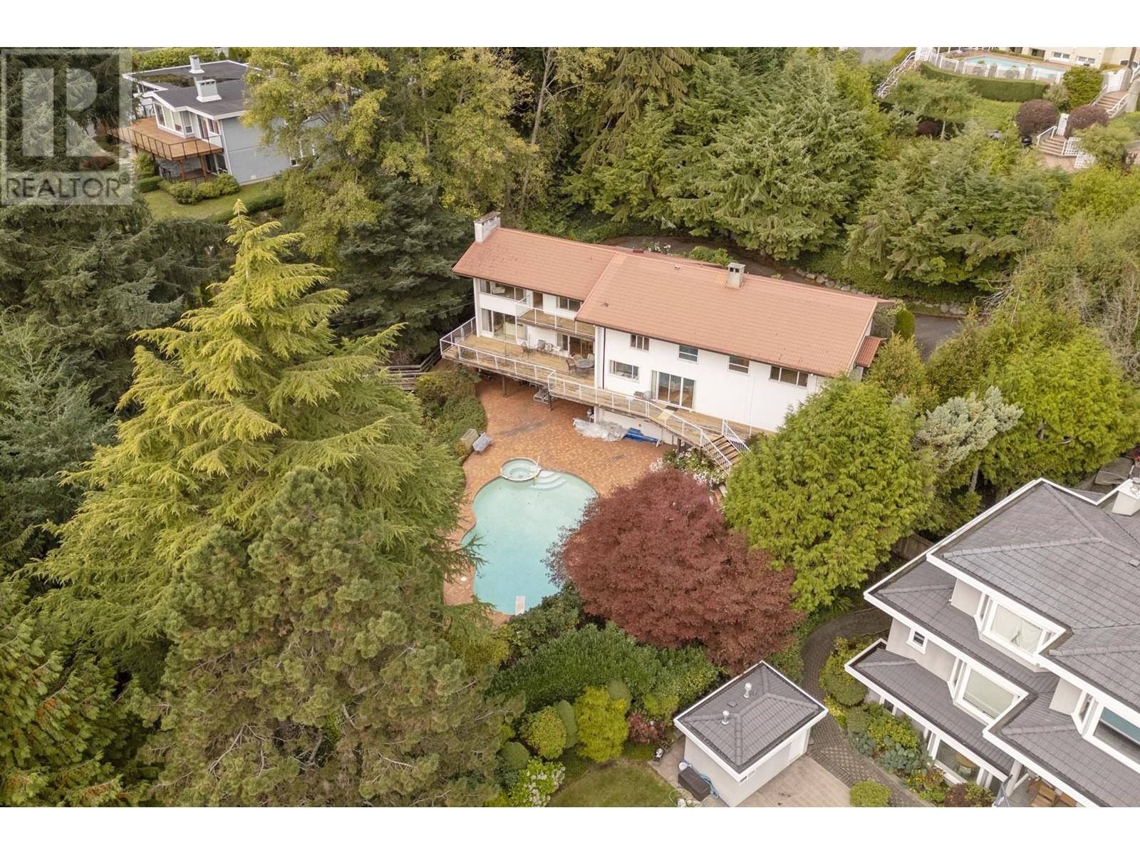 860 FAIRMILE ROAD, West Vancouver
