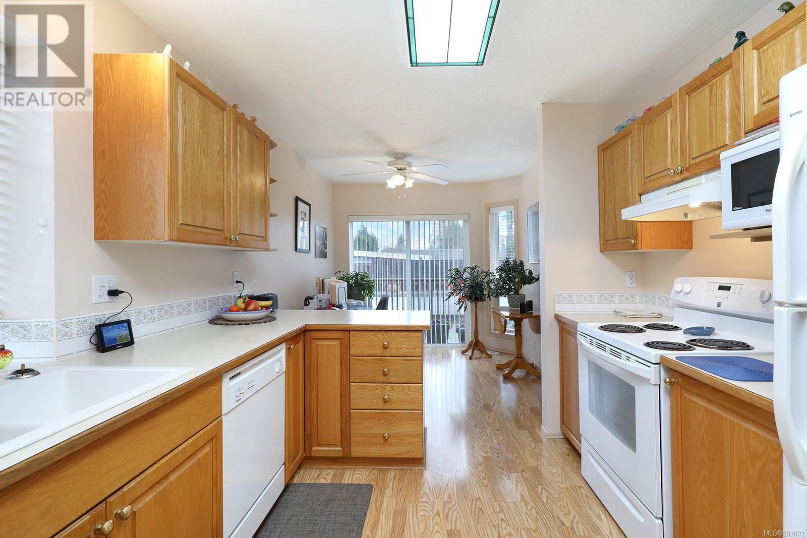 3 1755 Willemar Ave, Courtenay real estate listing 993802