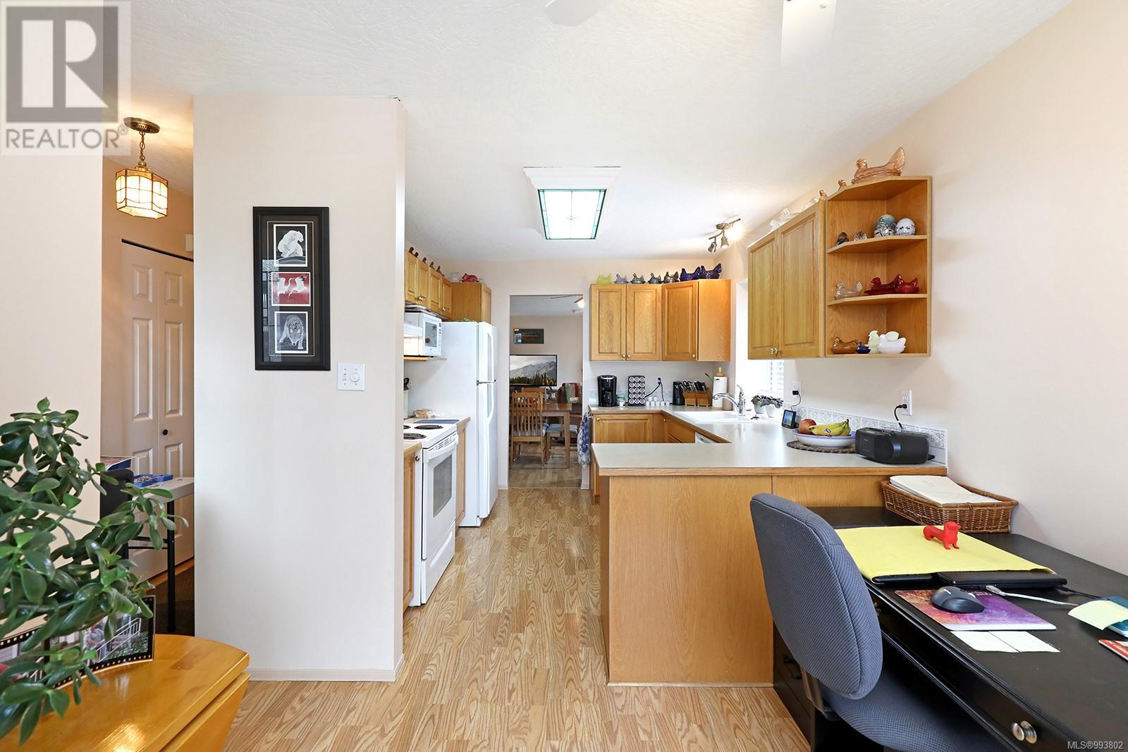 3 1755 Willemar Ave, Courtenay real estate listing 993802