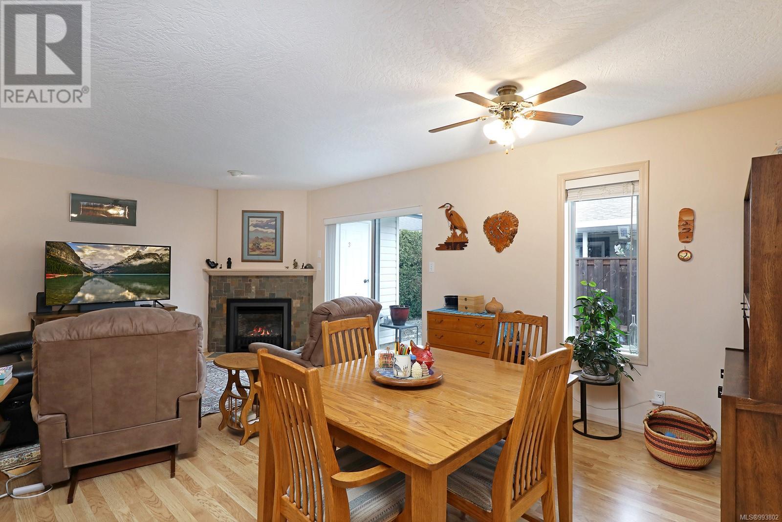 3 1755 Willemar Ave, Courtenay real estate listing 993802