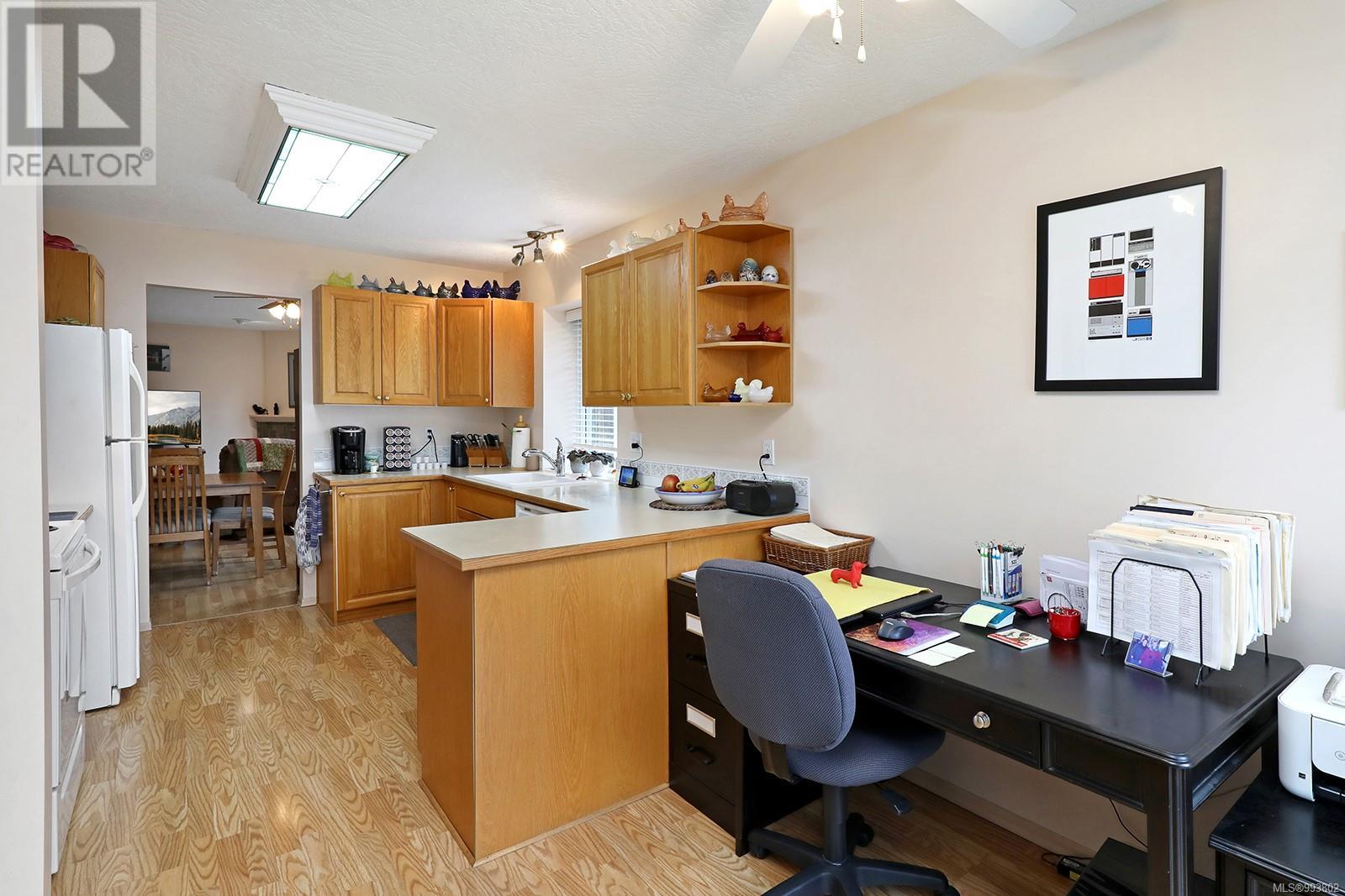 3 1755 Willemar Ave, Courtenay real estate listing 993802