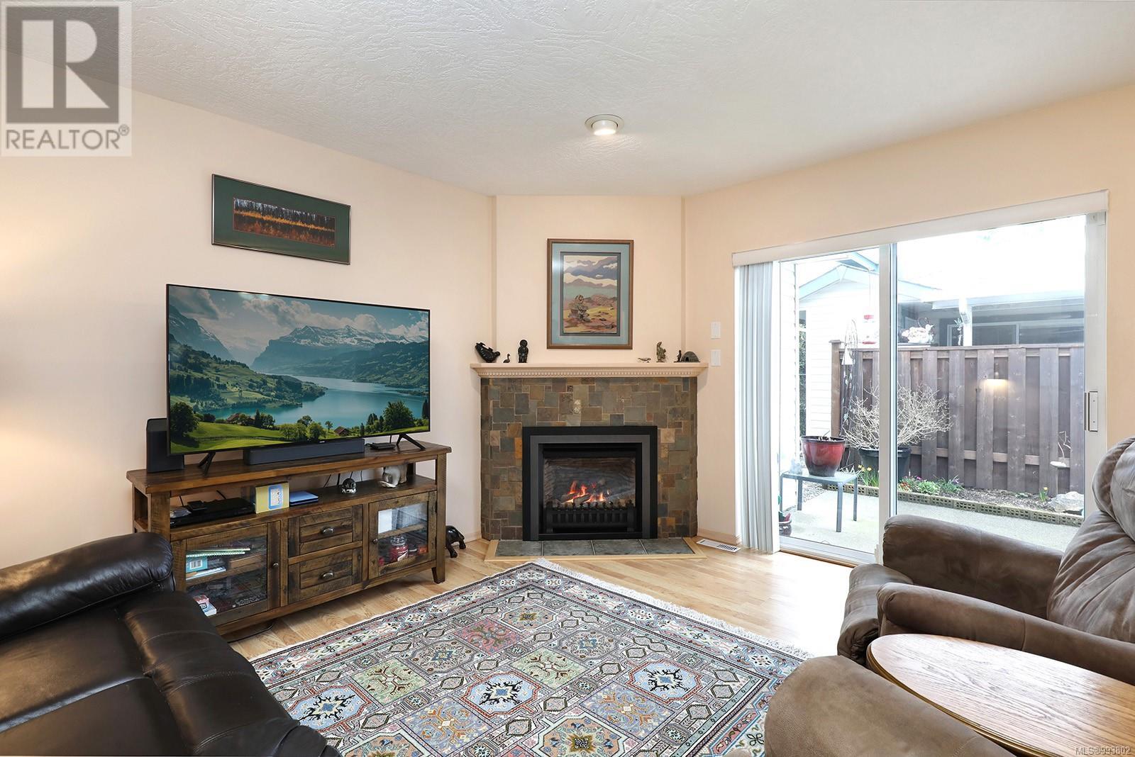 3 1755 Willemar Ave, Courtenay real estate listing 993802