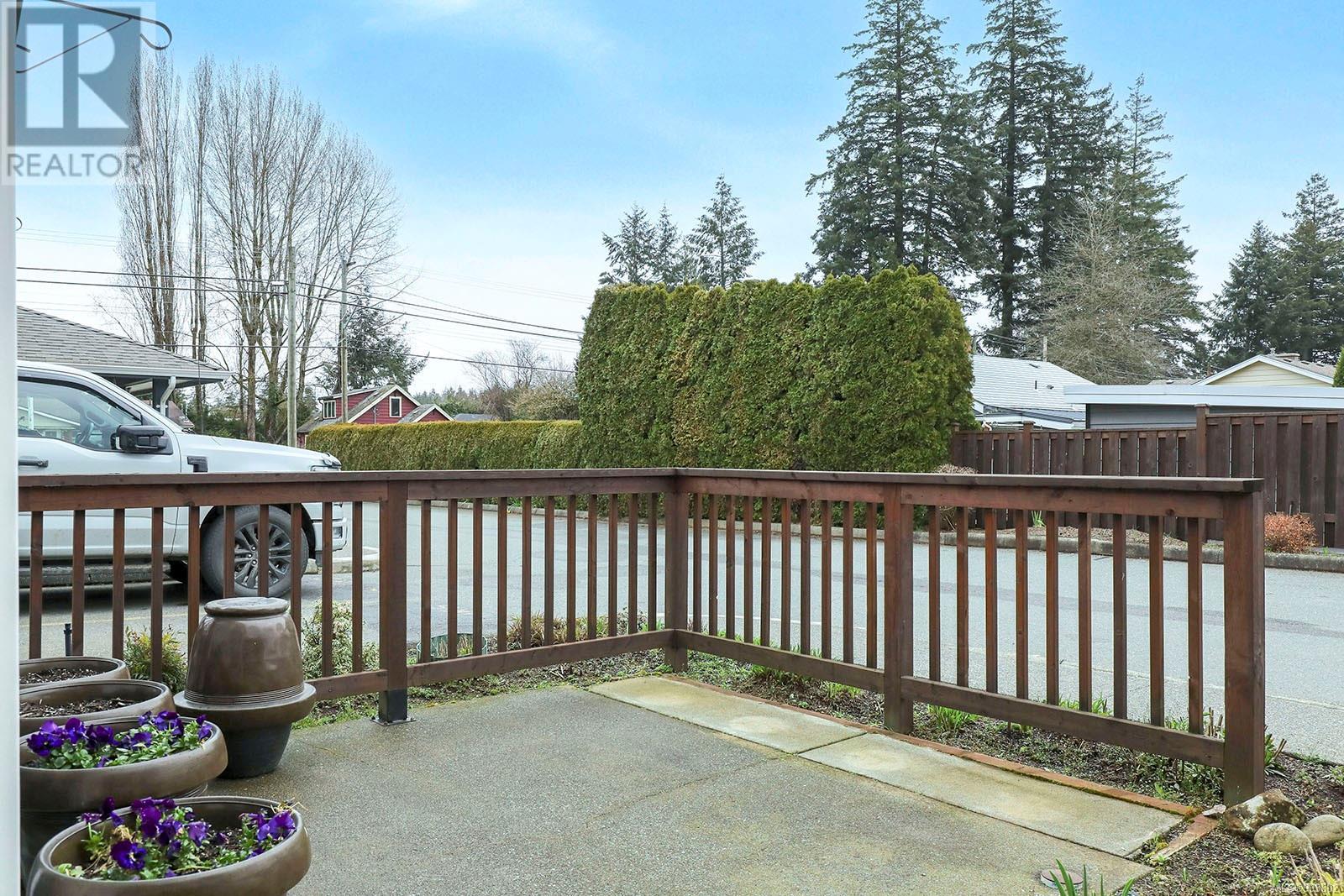 3 1755 Willemar Ave, Courtenay real estate listing 993802