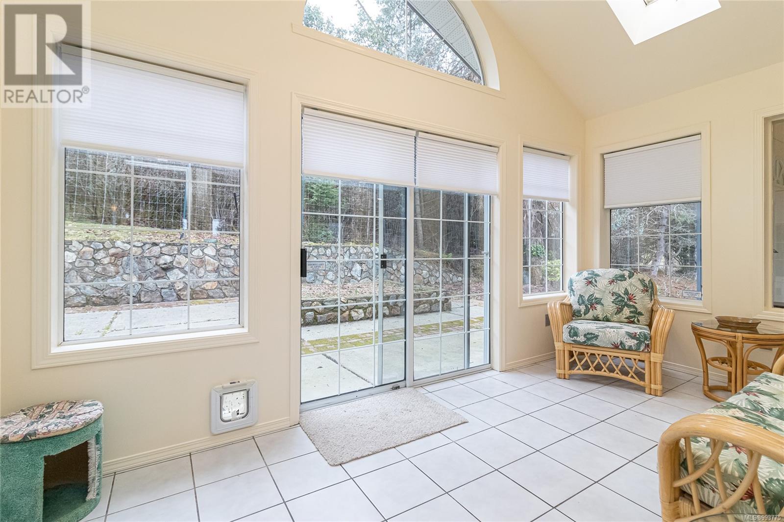  1319 Lands End Road, North Saanich