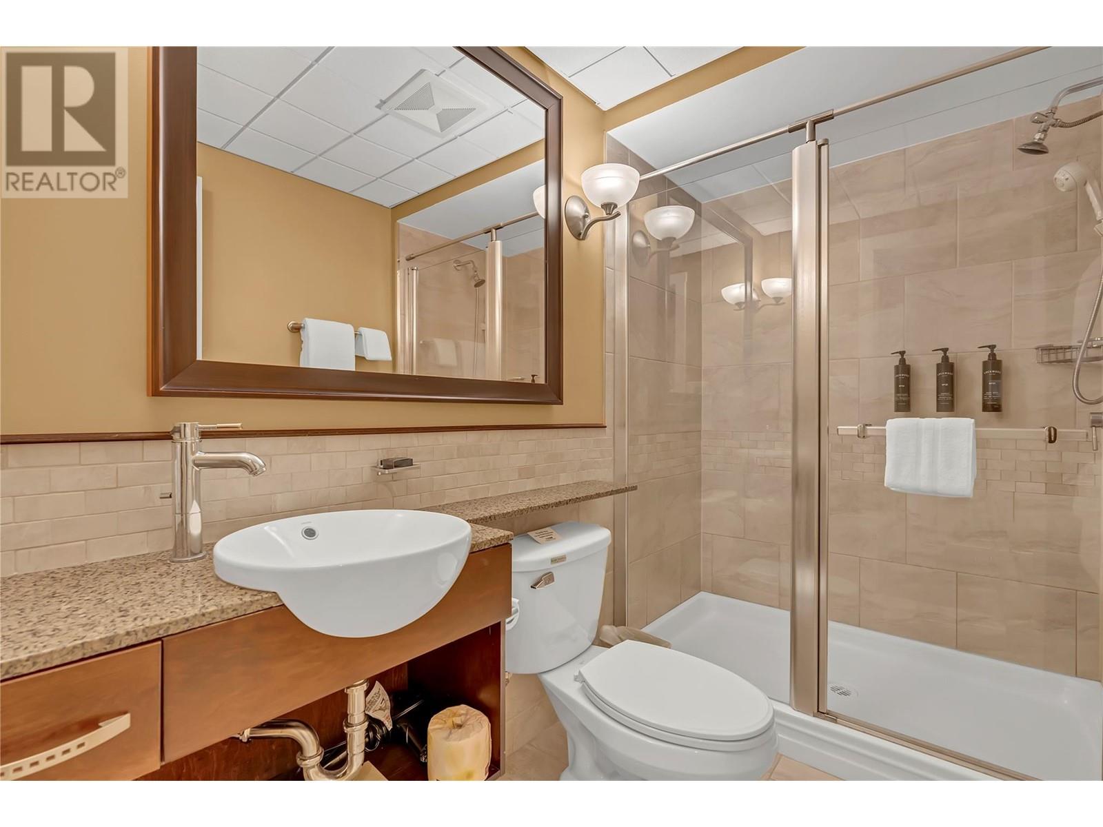 12811 Lakeshore Drive South Unit# 631, Summerland